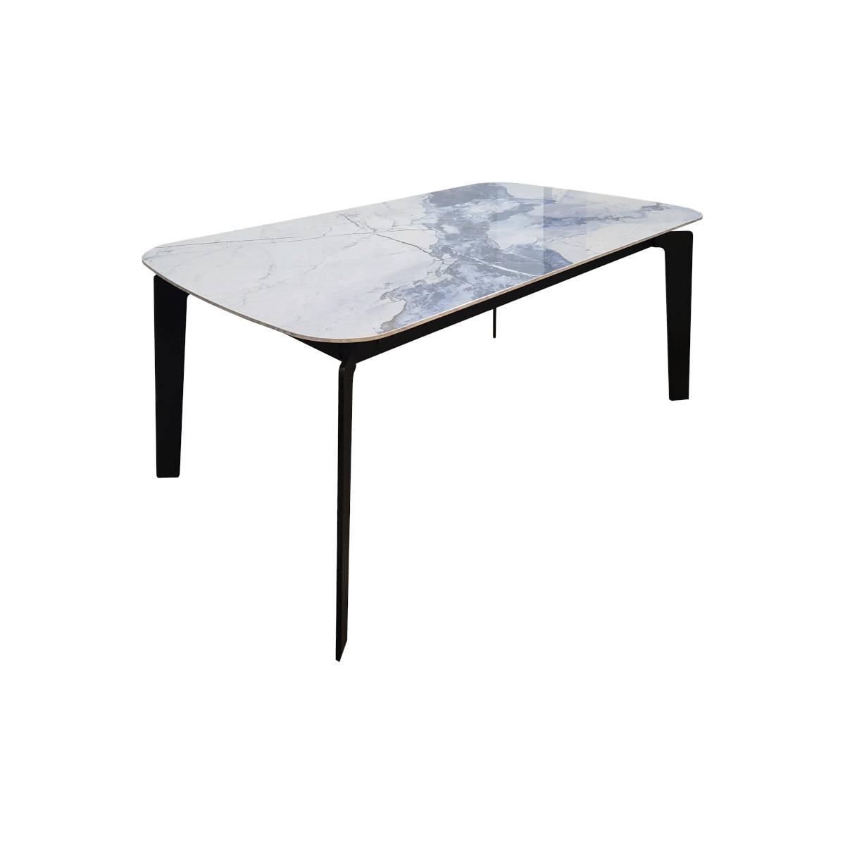 Filli Dining Table